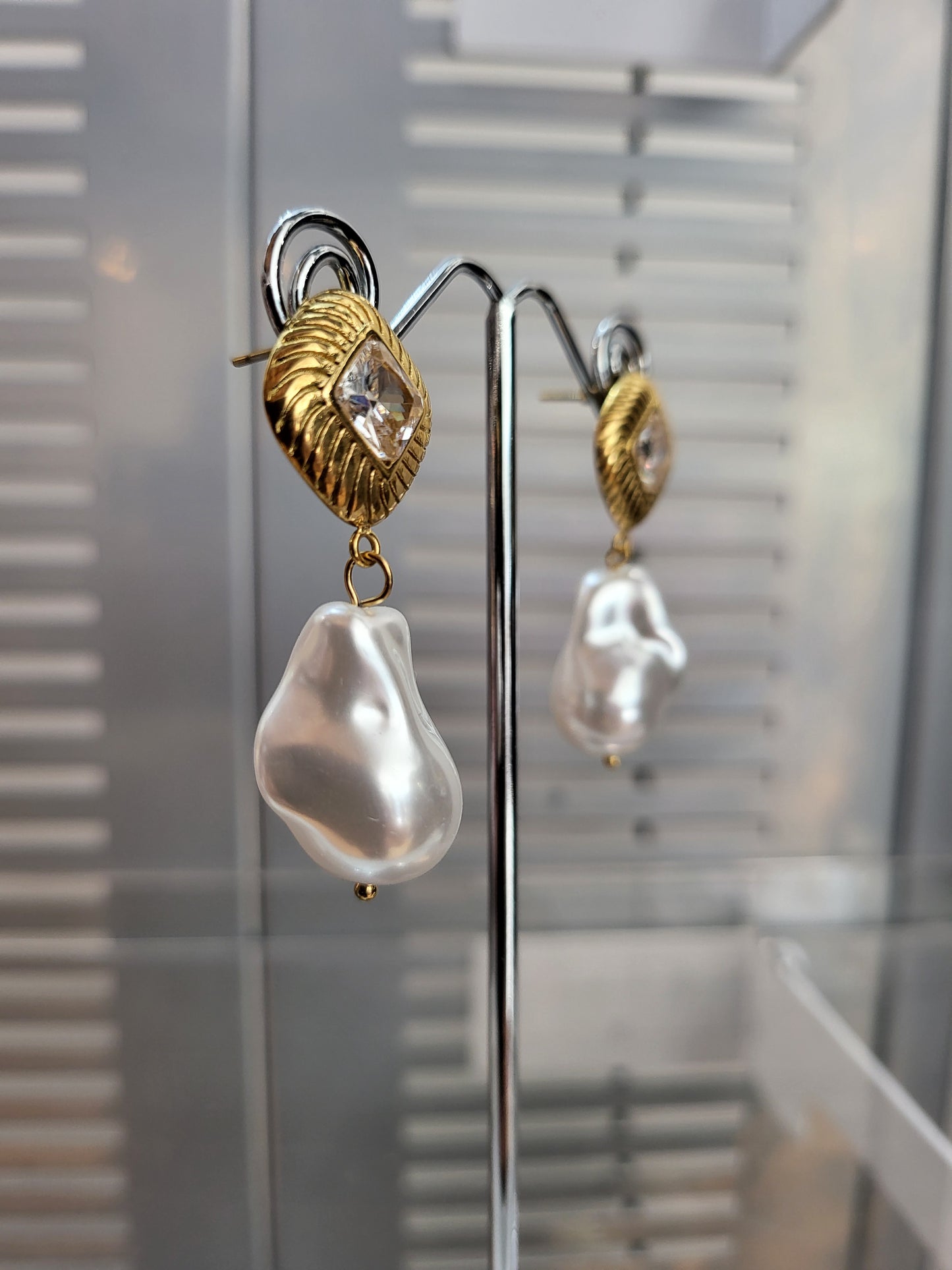Monroe Earrings