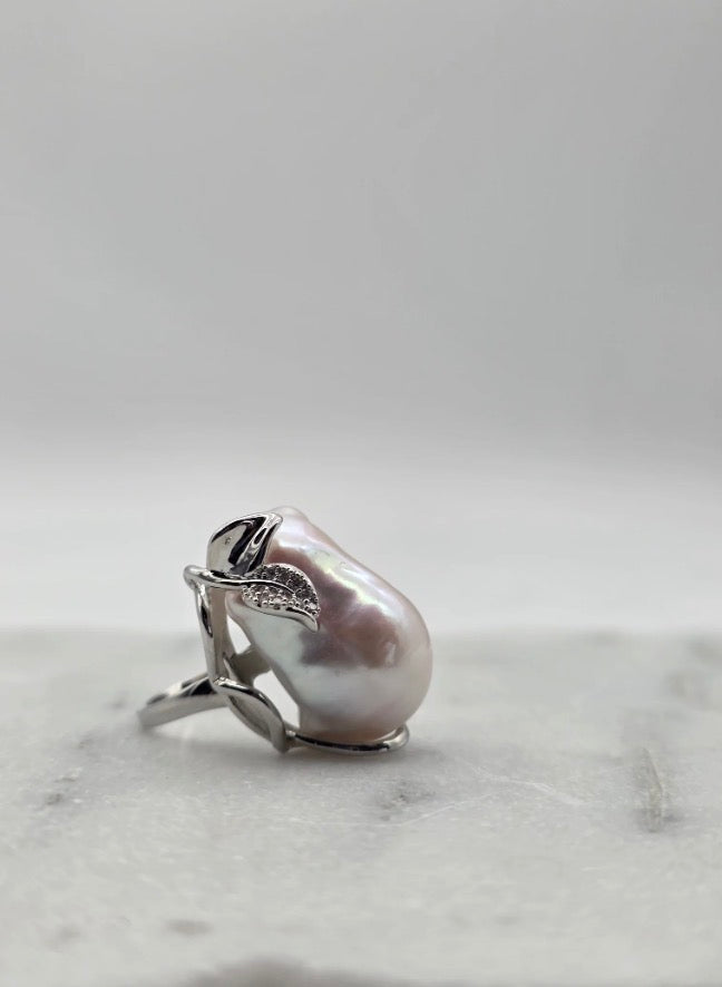 Jaspen Ring - Silver with Freshwater Baroque Pearl