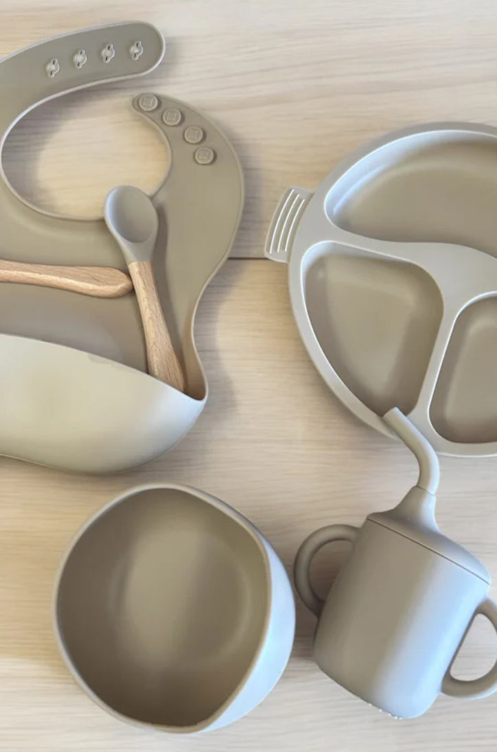 Silicone 6 Piece Feeding Set - Various Colours