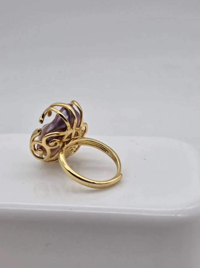 Amara Ring - 18K Gold with Freshwater Baroque Pearl