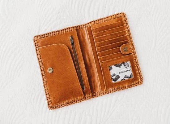 Arlow Leather Clutch