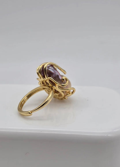 Amara Ring - 18K Gold with Freshwater Baroque Pearl