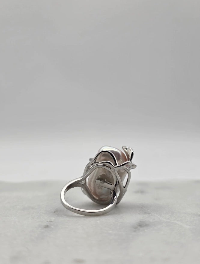 Jaspen Ring - Silver with Freshwater Baroque Pearl