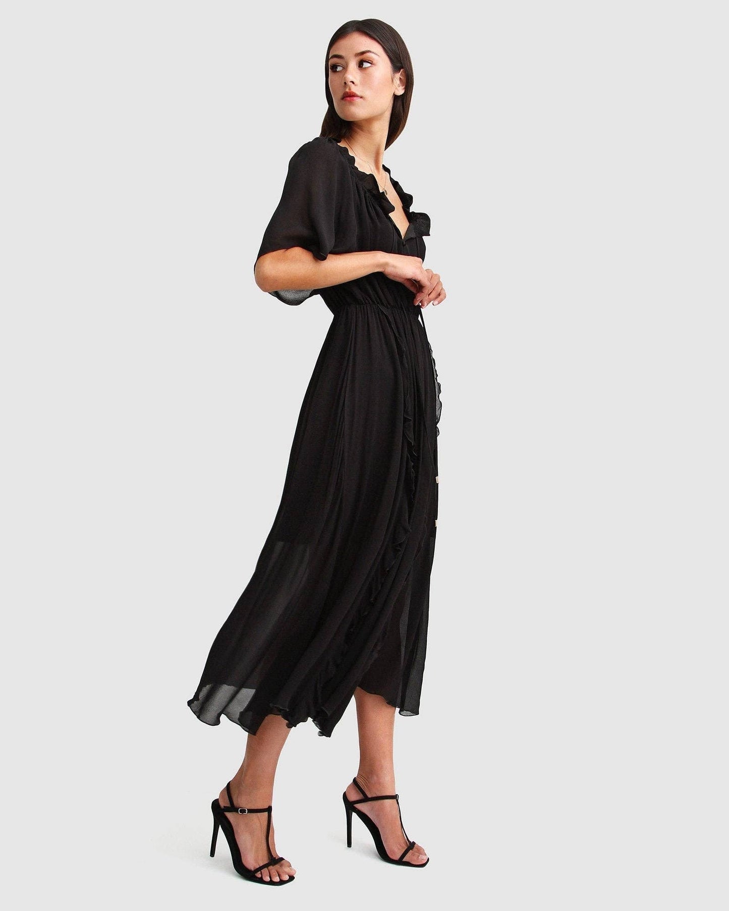 Amour Amour Ruffled Midi Dress - Black